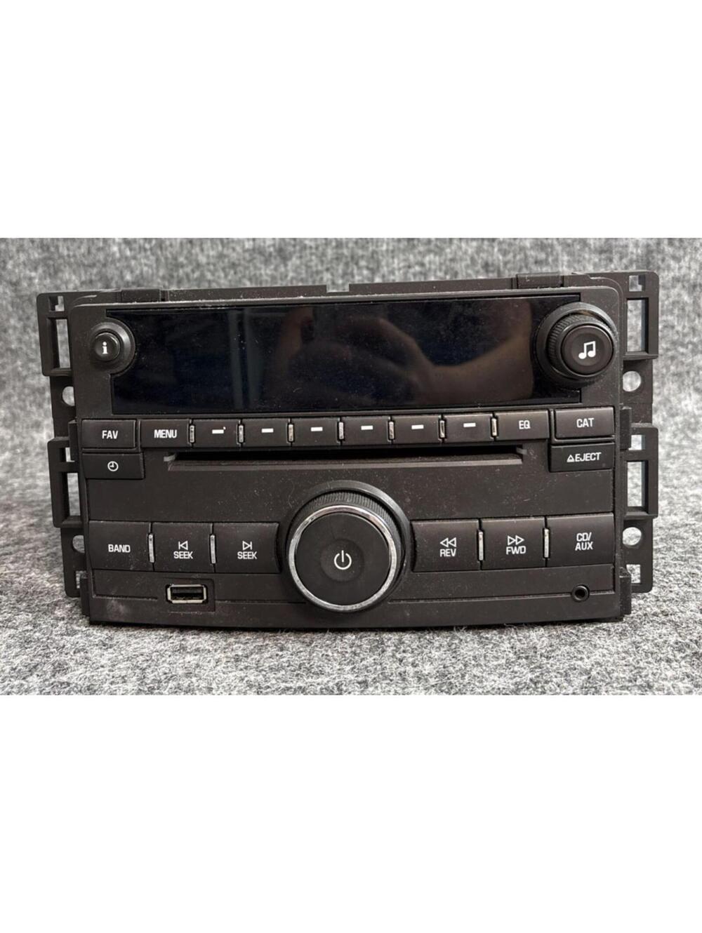 Used GM Stereo Delphi PN 20789373 Chevy GMC Radio OEM UNTESTED